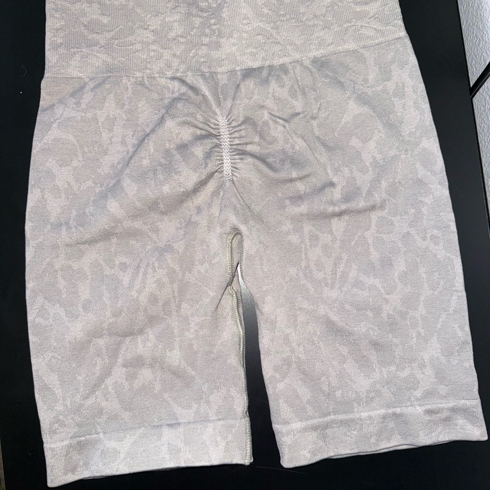 Women's Gray Animal Print Gymshark Shorts - Picture 2 of 2
